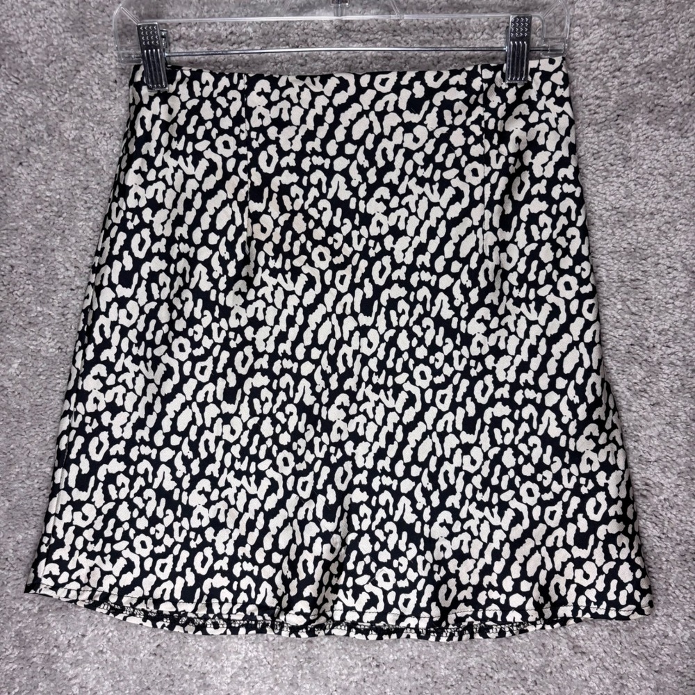 Princess Polly Black Cream Leopard Print Mini Skirt Women Size 6 Side Zip Lined